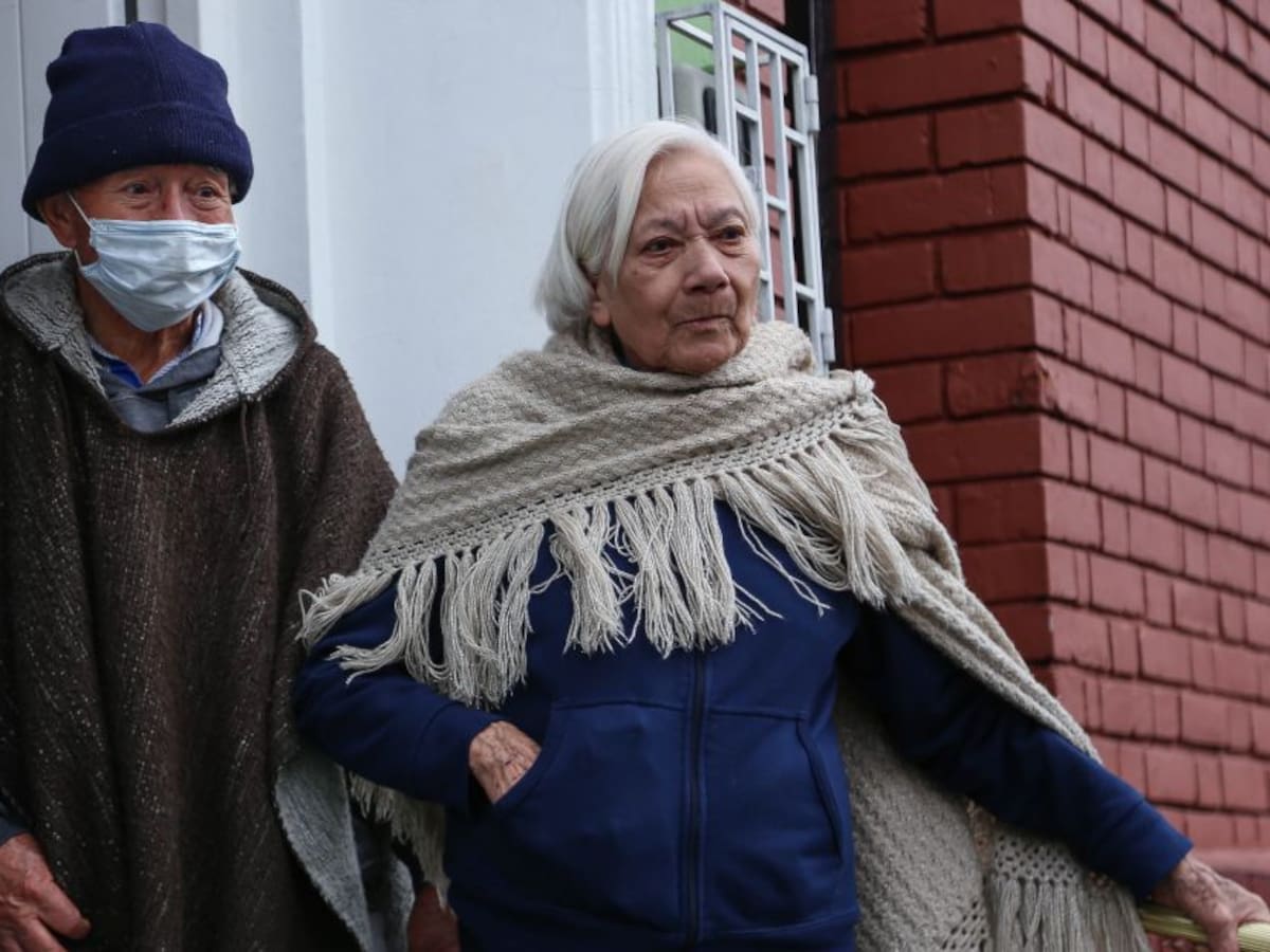 Aprobado proyecto que beneficia a empresas si contratan adultos mayores