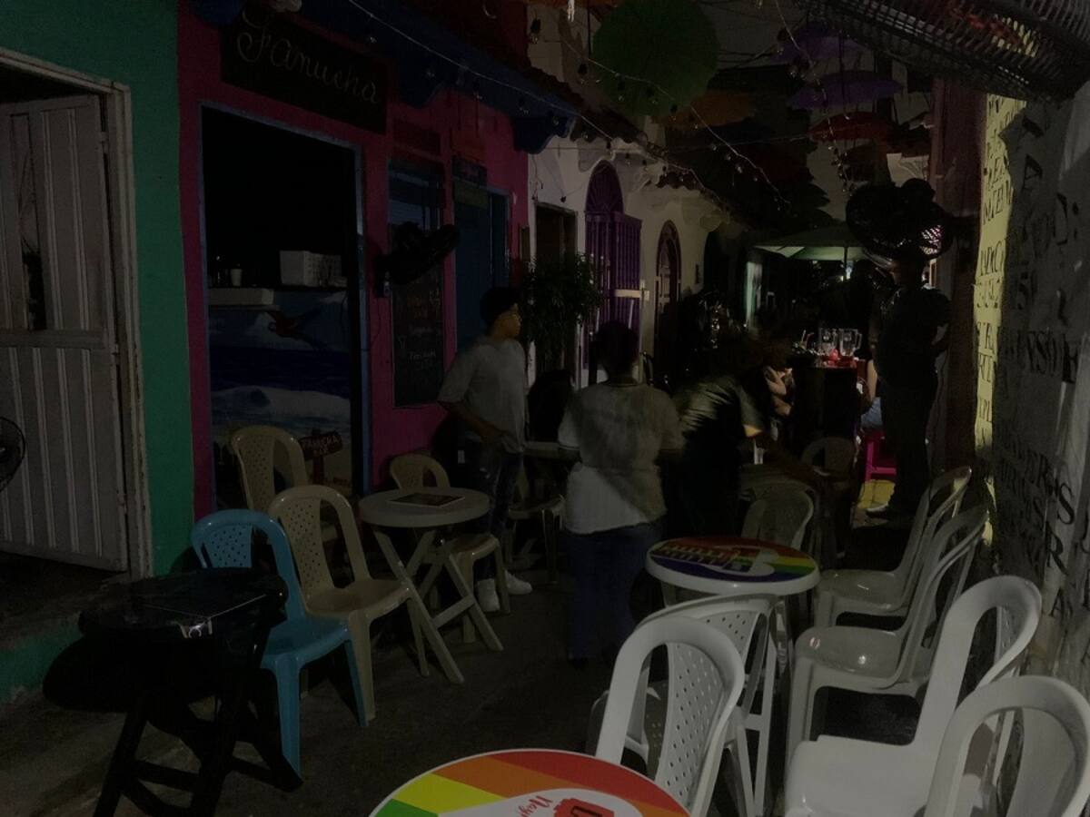 Habitantes de Getsemaní en Cartagena no pudieron dormir por falta de energía eléctrica