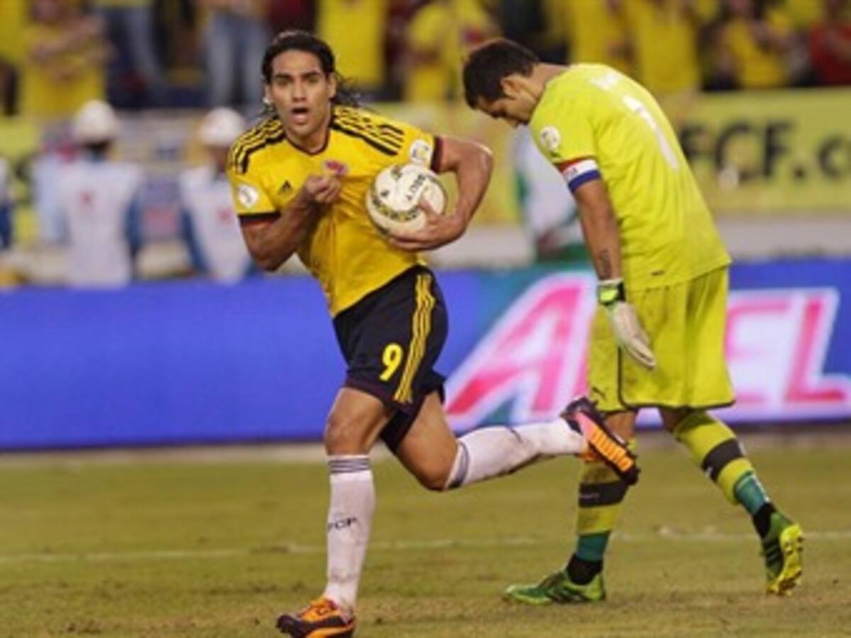 Falcao anotó el 3-2 para la alegría colombiana