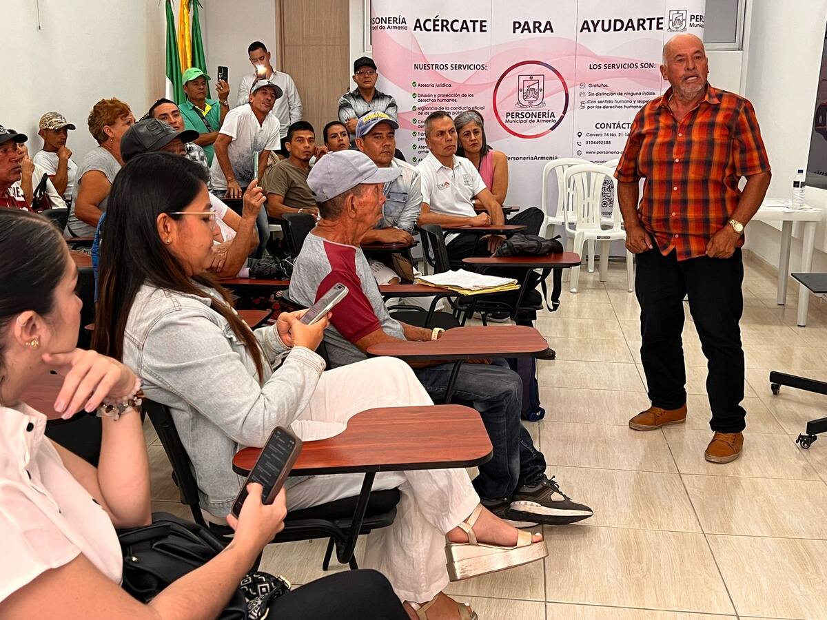 Personería acompaña proceso de desalojo en la zona comercial de los puentes de La Cejita en Armenia
