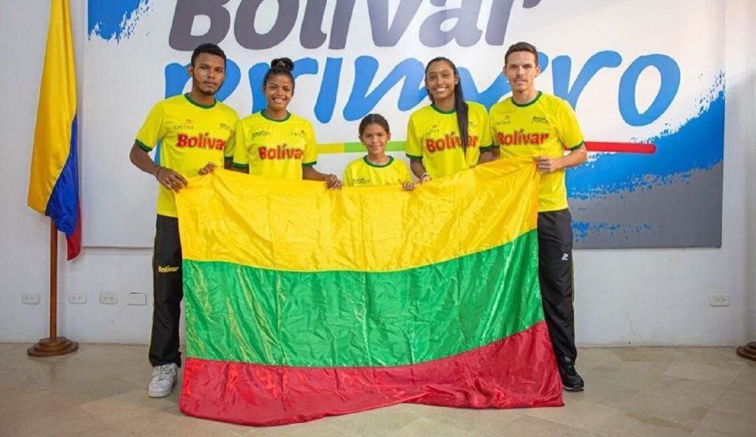 Un inconveniente con la aerolínea KLM que no les ha entregado su equipaje tiene en vilo la participación de los deportistas