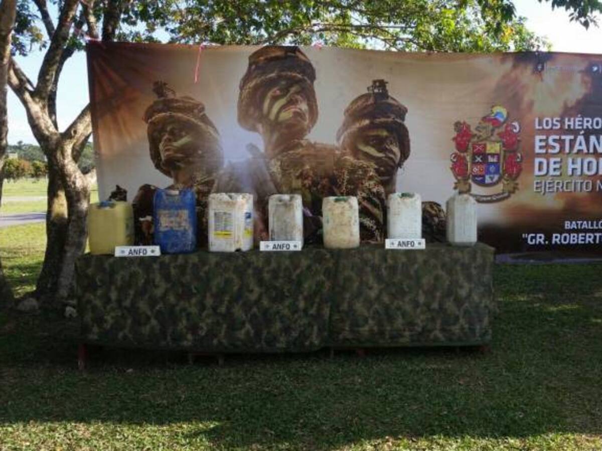 El Ejército halló un depósito clandestino de explosivos de las Farc, en Cauca