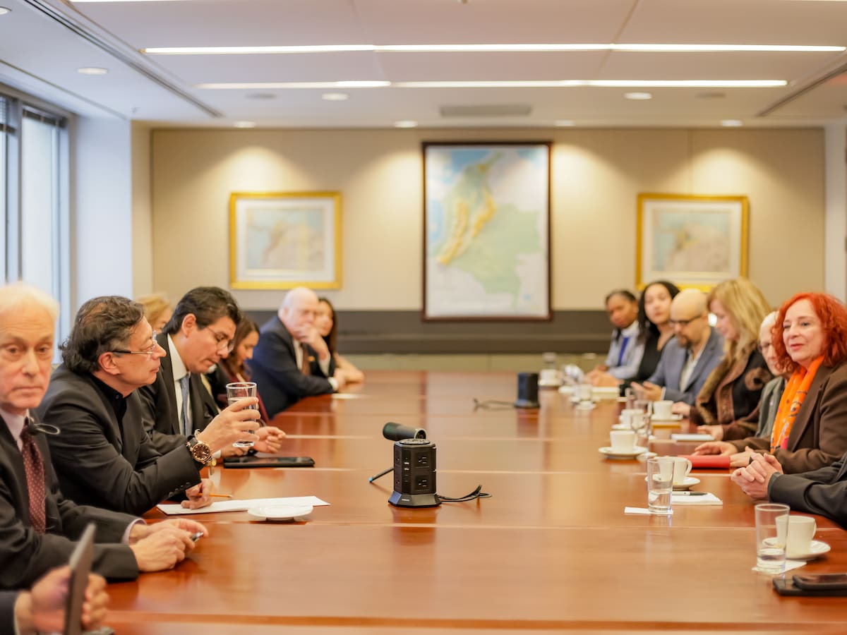 Petro se reunió con líderes eclesiásticos en Washington tras encuentro con Trump