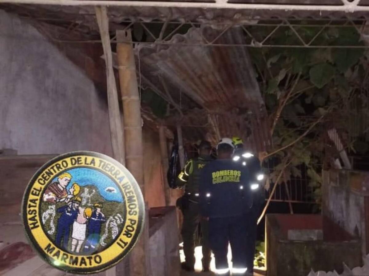 Dos personas salieron ilesas después de que colapsara una casa en Marmato