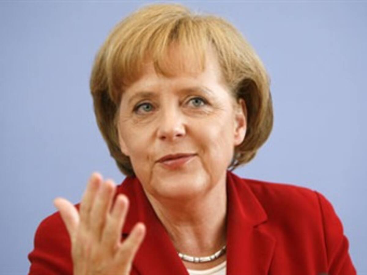 Angela Merkel anima a los futbolistas alemanes gay a que confiesen su orientación sexual
