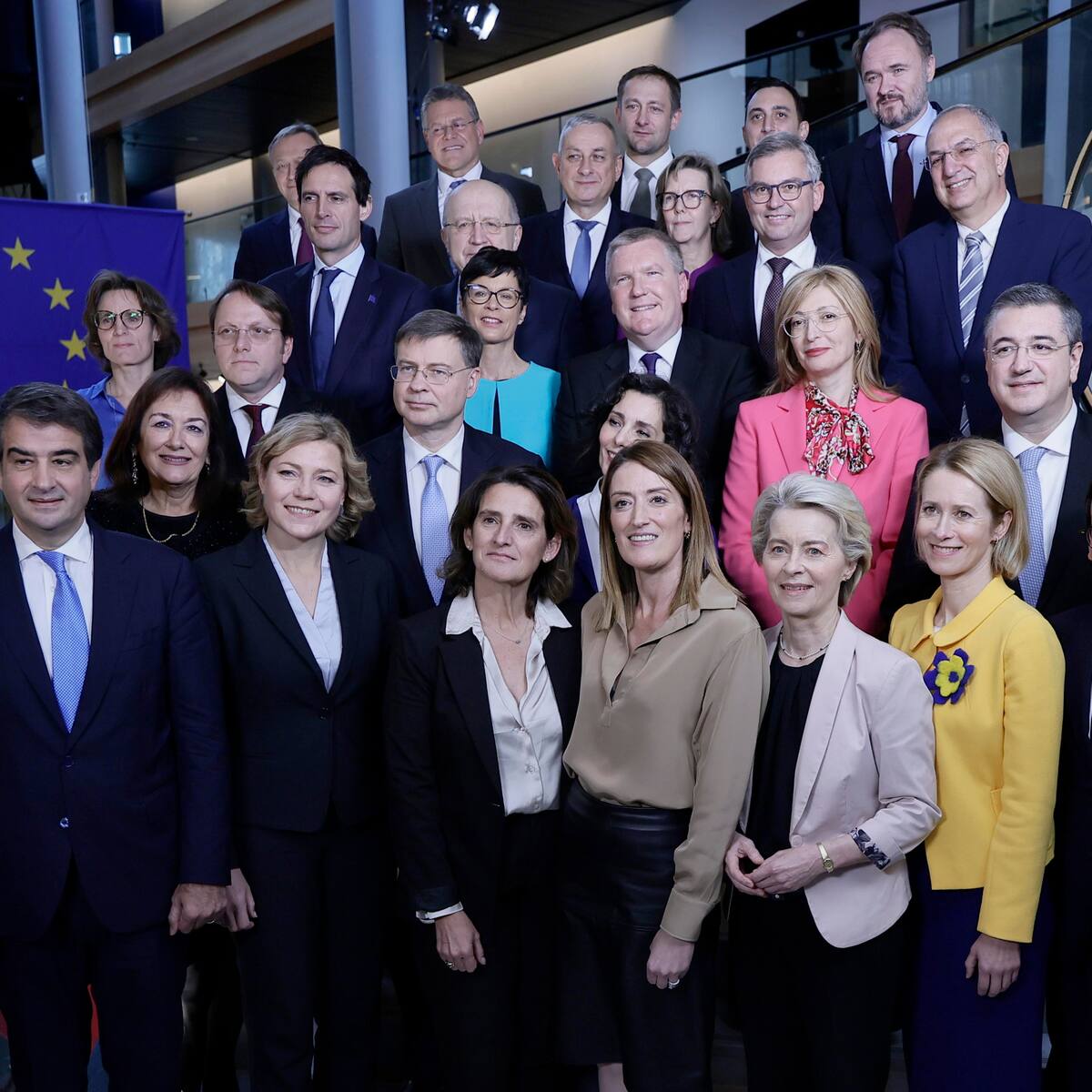 La Eurocámara vota a favor de la nueva Comisión Europea