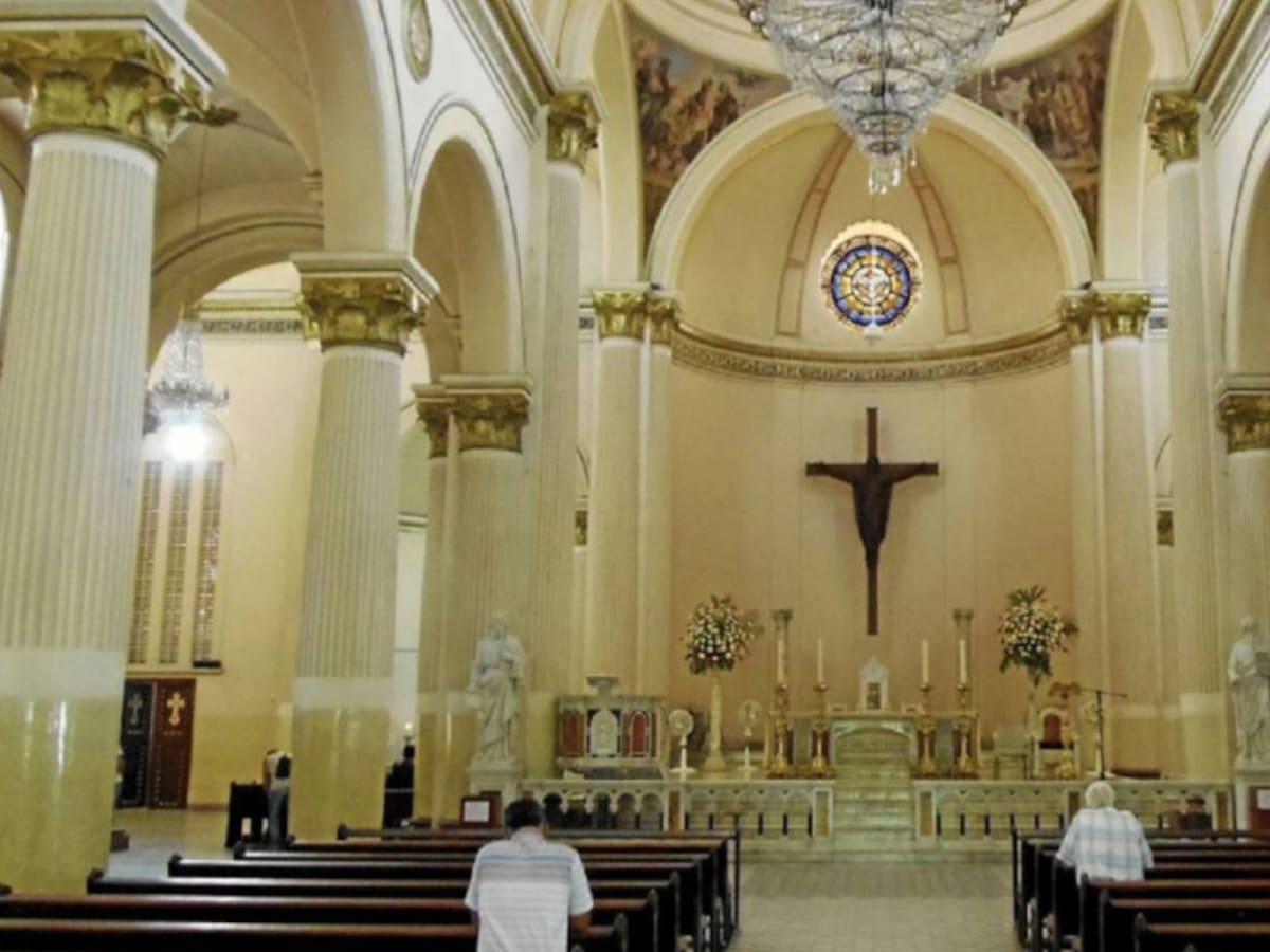 Feligreses cucuteños lamentan el fallecimiento del papa Francisco