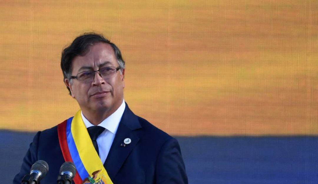 Gustavo Petro llama a mandos militares y de policía a neutralizar masacres
