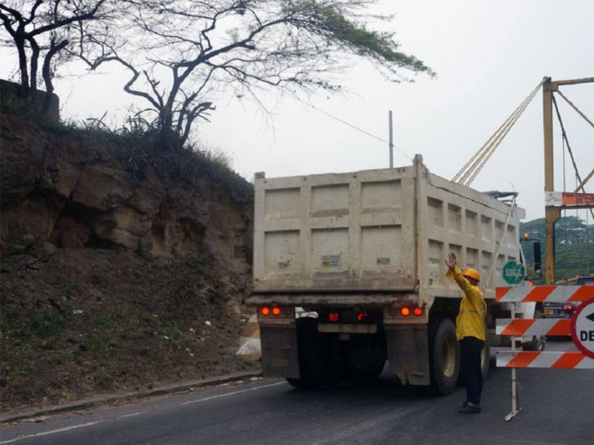 Avanza construcción del puente Mariano Ospina Ospina