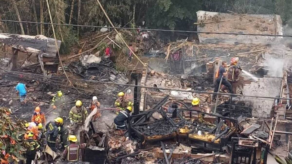 Incendio en el barrio Travesuras dejó 39 personas damnificadas