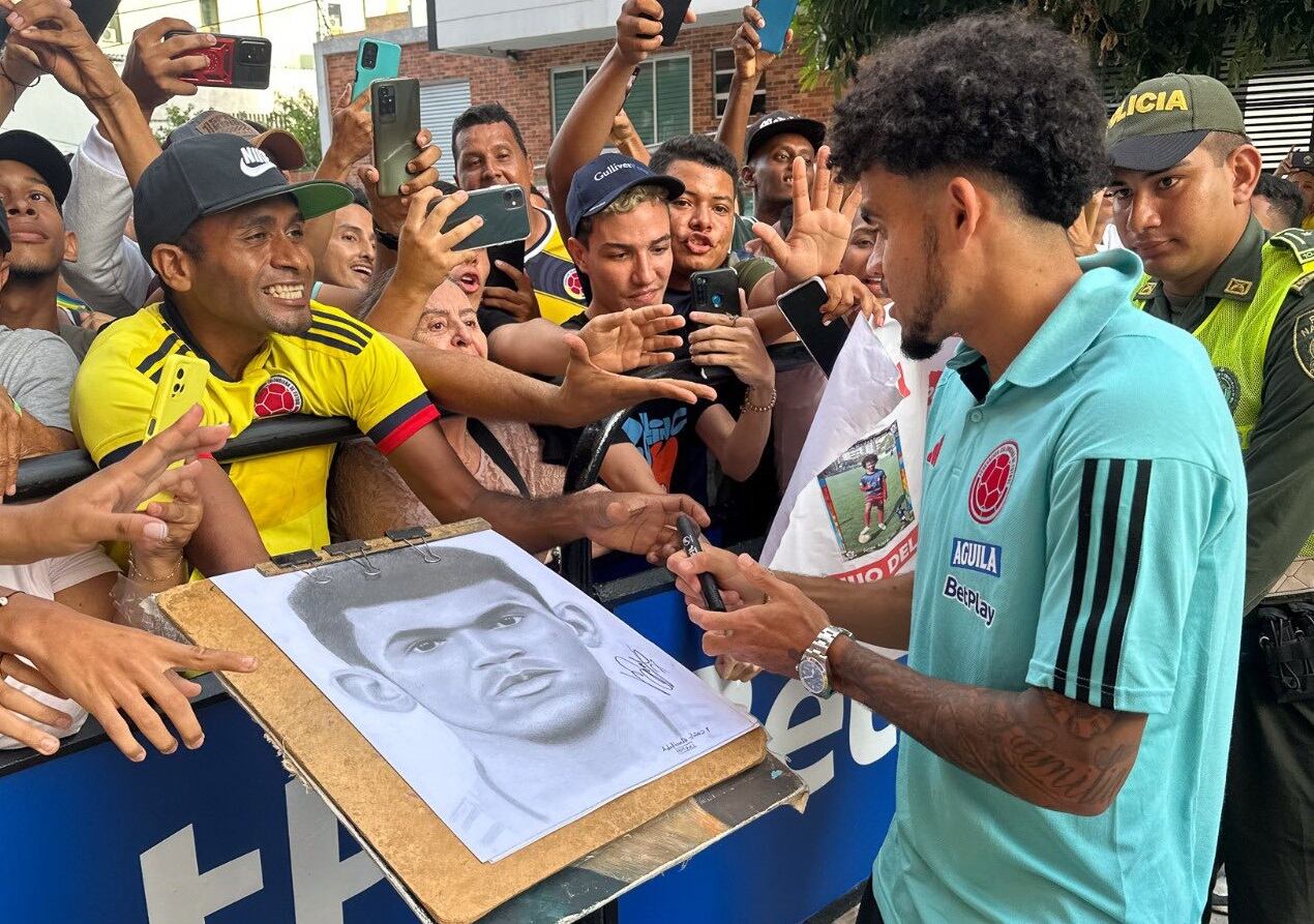 Luis Díaz en el recibimiento de la Selección | Foto: FCF