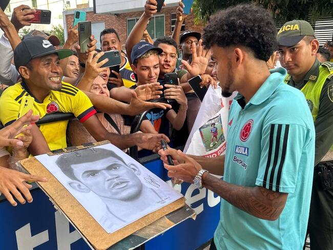 Luis Díaz en el recibimiento de la Selección | Foto: FCF