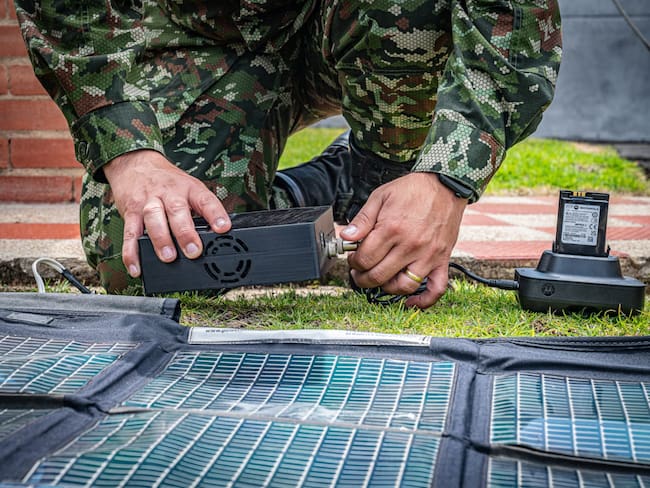 Innovación en el Ejército: sistema de energía reduce costos y residuos electrónicos