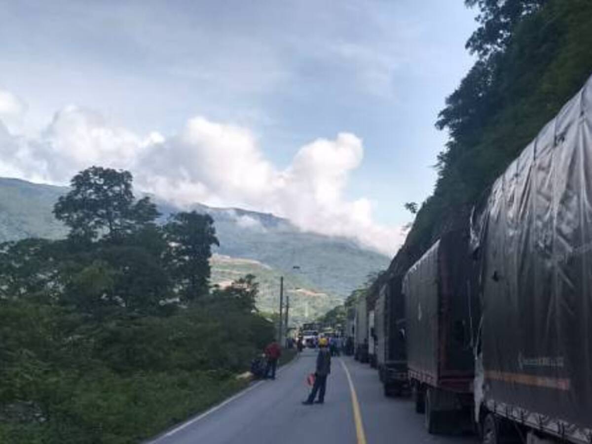 Aumentan las caravanas viales desde y hacia Ituango