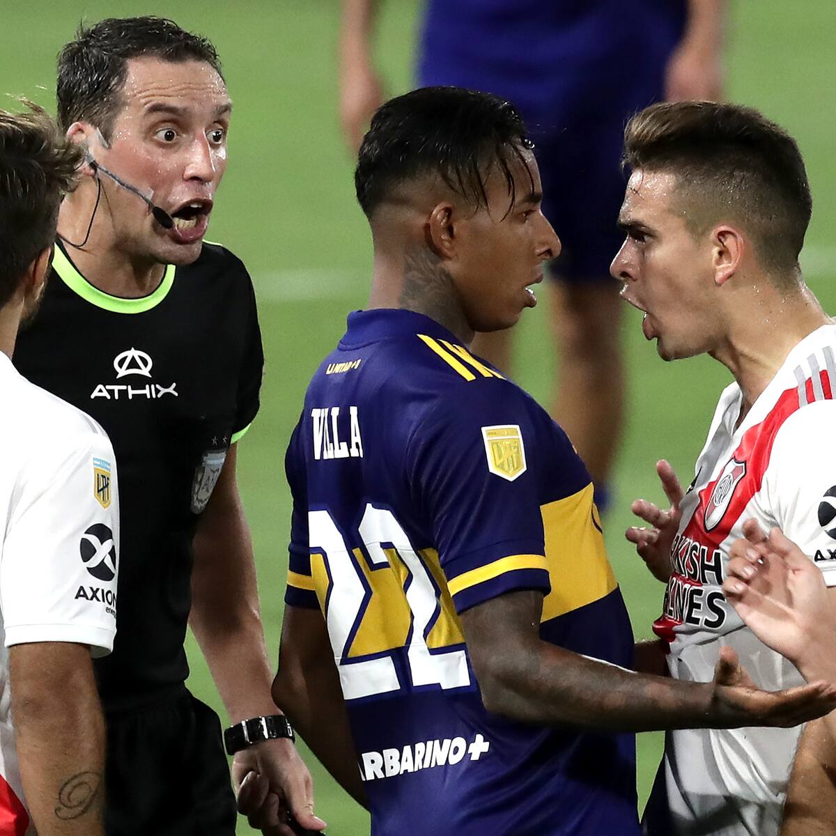 Hinchas de River Plate rechazan posible fichaje de Sebastián Villa a su equipo