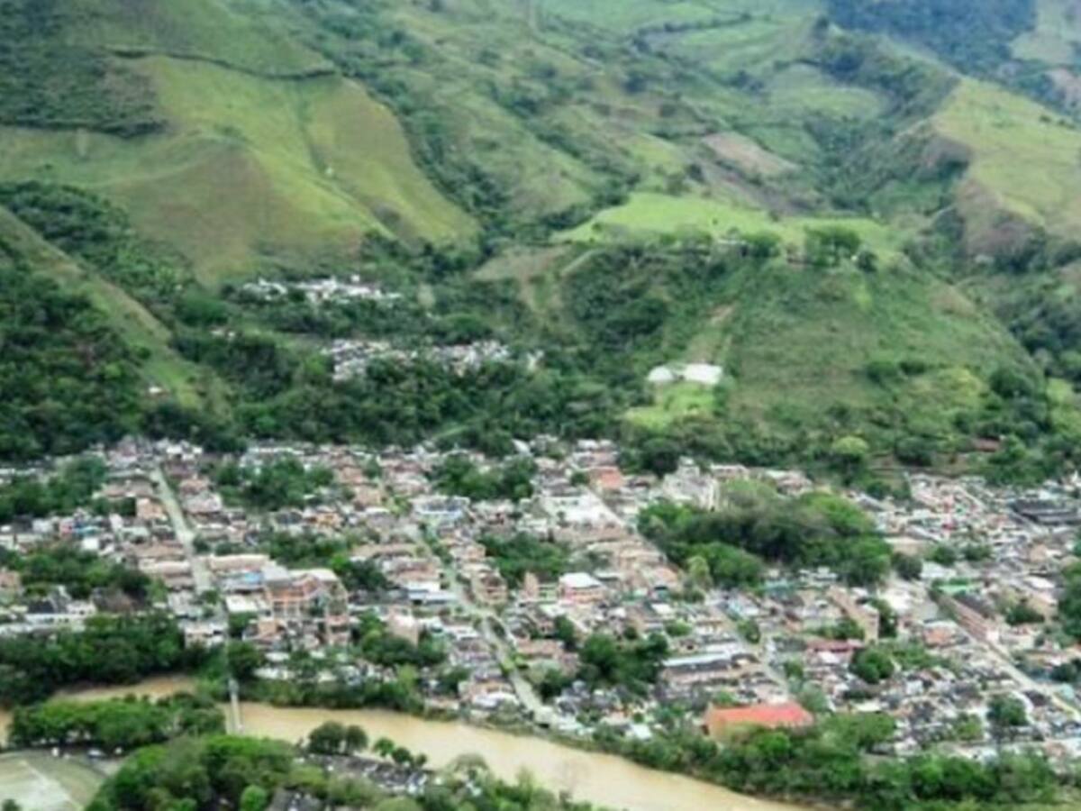 Las lluvias dejan a 6 mil personas incomunicadas en Dabeiba
