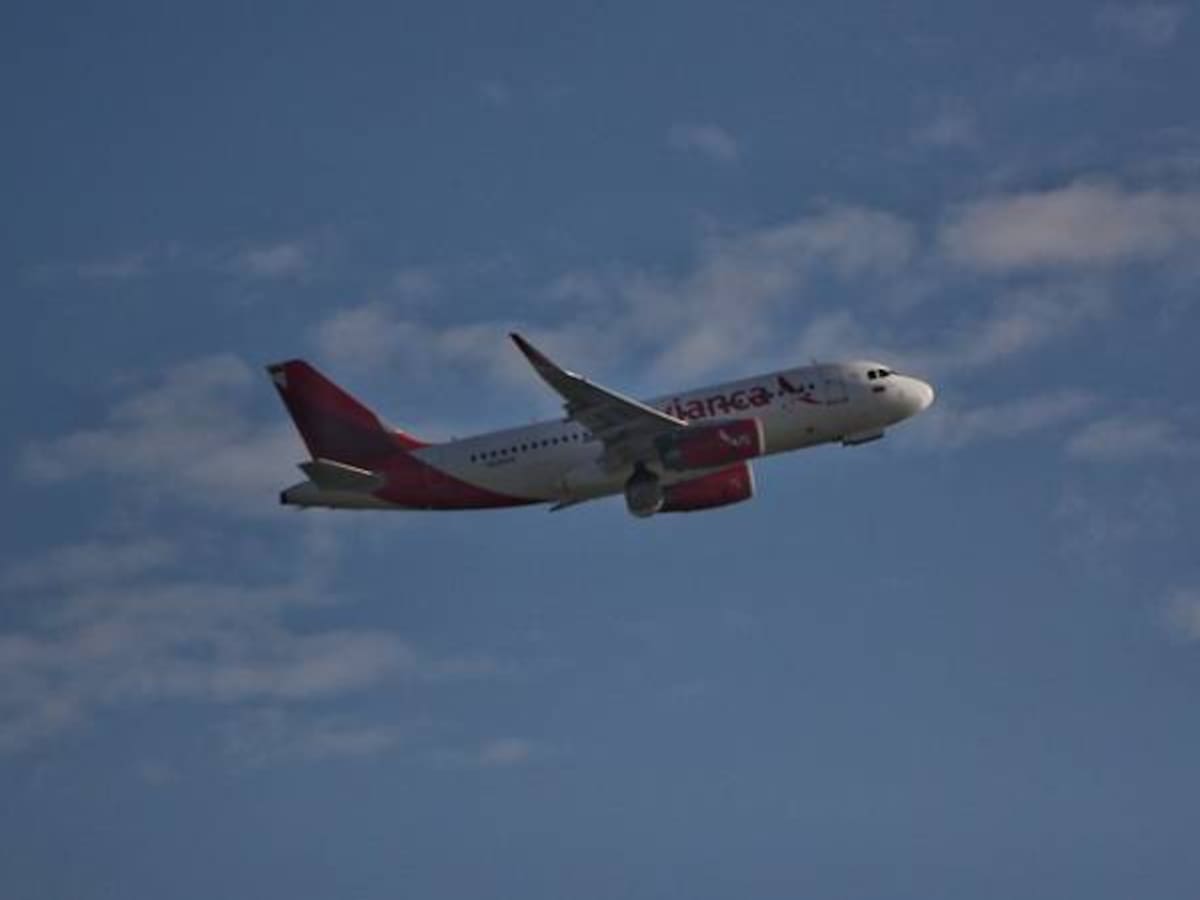 Por protestas Avianca exonera de pago de nulidad a viajeros afectados