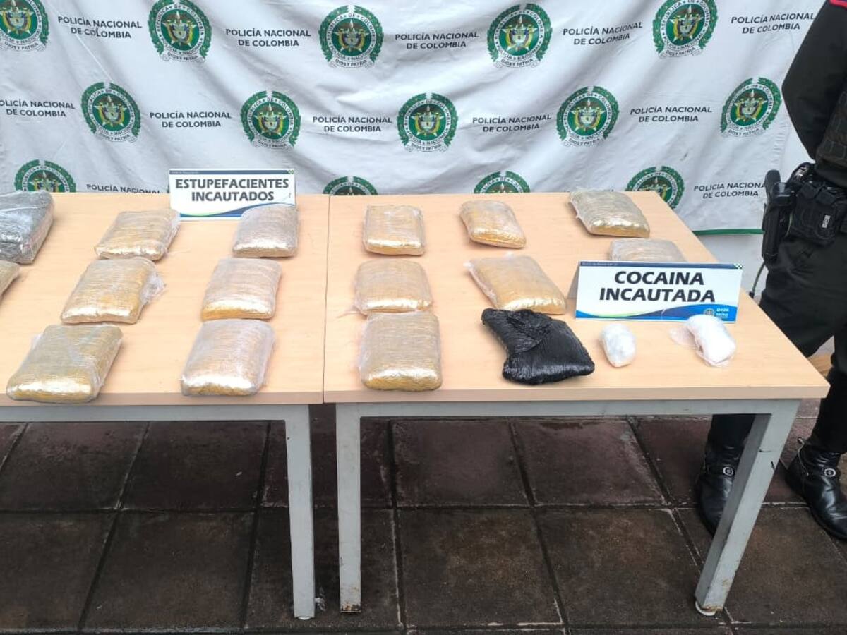 Perro antinarcóticos descubrió 9 kilos de marihuana en la Terminal de San Gil