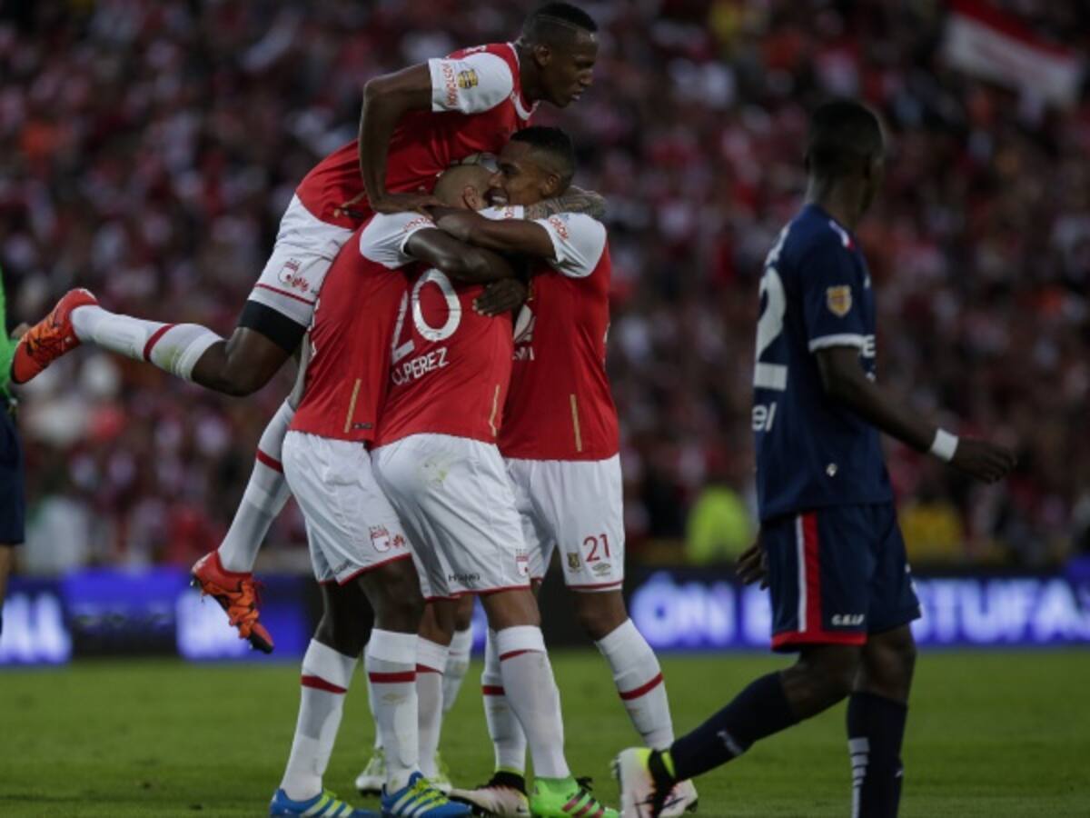 Santa Fe goleó 4-0 a Fortaleza en la despedida de Seijas de la hinchada ‘cardenal’