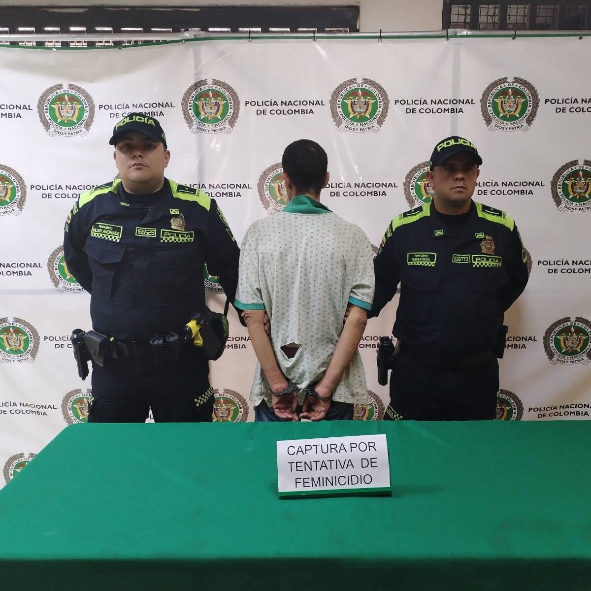 En Medellín un hombre atacó con un machete a su madre y la policía lo capturó