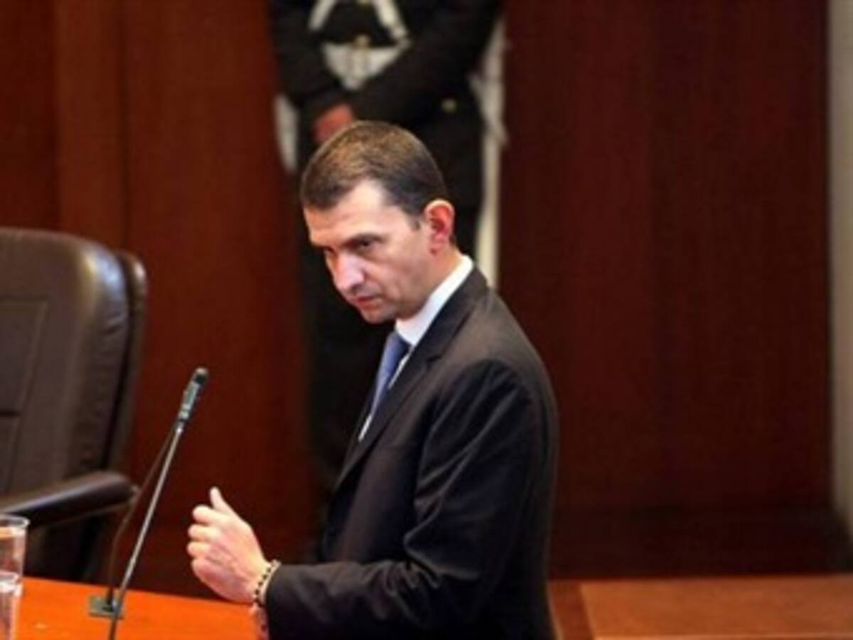 Allanan propiedades de Emilio Tapia