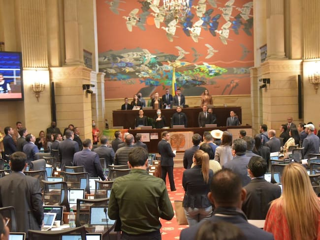 Oposición advierte por posible &#039;pupitreo&#039; debido a la amplia agenda legislativa del Gobierno (Colprensa)