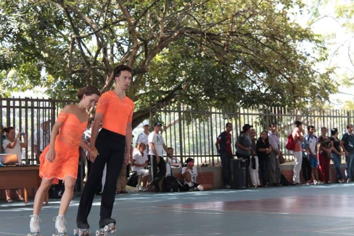 El pasado fin de semana, la sede del colegio en Ciudad Jardín puso a disposición de los deportistas sus campos deportivos.