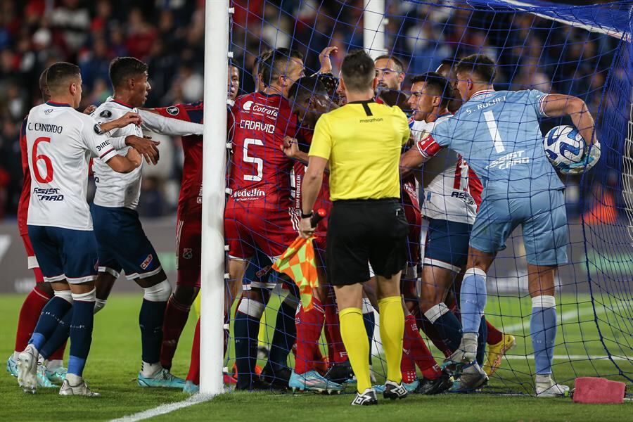 Nacional de Uruguay vs. Independiente Medellín, duelo por la Copa LIbertadores / EFE