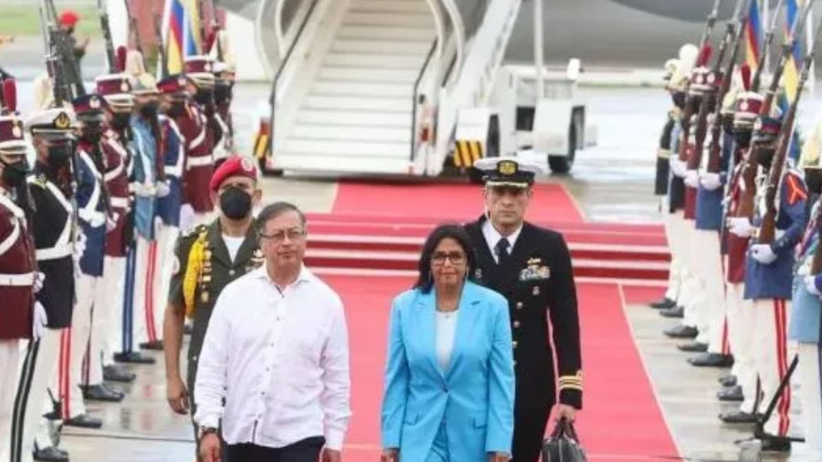 Delcy Rodríguez anunció que se reunirá “próximamente” con Gustavo Petro