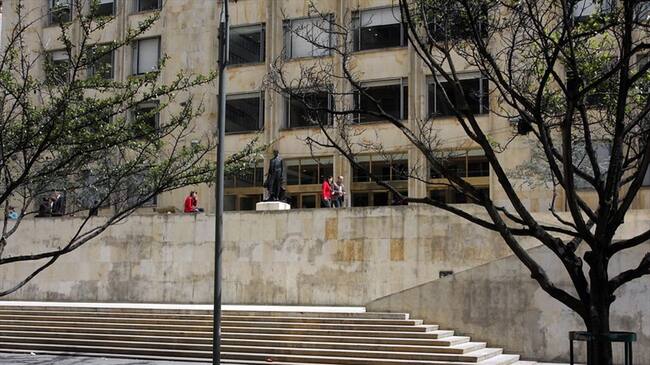 Fachada del edificio Murillo Toro, donde está ubicado el Ministerio de las Tecnologías de la Información y las Comunicaciones. Foto: Colprensa