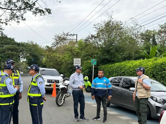 Jamundí suspende reversible en Av. Cañasgordas a Cali por cierre de temporada escolar