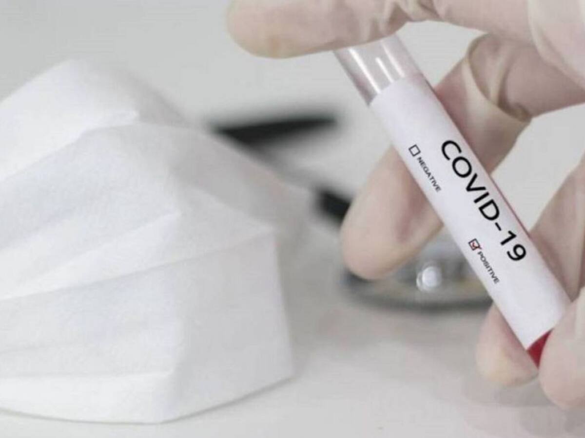 Acelerar vacunación ante nueva variante de COVID: Médicos en Quindío