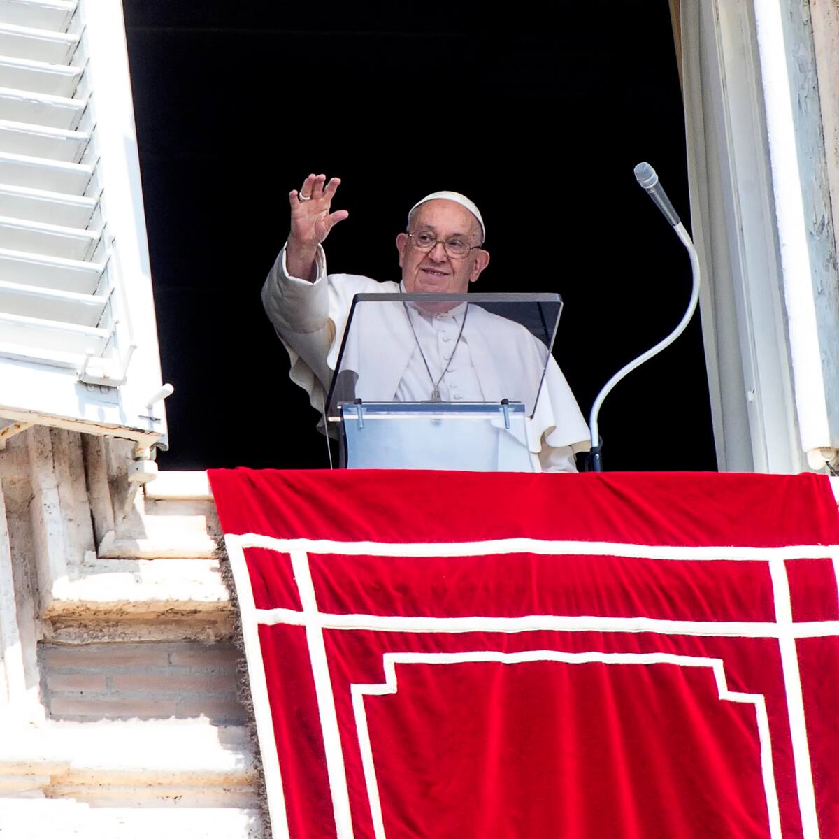 El papa recuerda los bombardeos atómicos de Hiroshima y Nagasaki e insta de nuevo a la paz