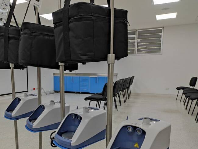 Equipos para atender pacientes COVID-19