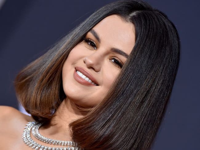 ¿Selena Gómez cortó su cabello?