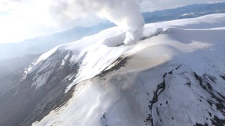 Por reducción en la actividad del Ruiz bajan alerta de naranja a amarilla