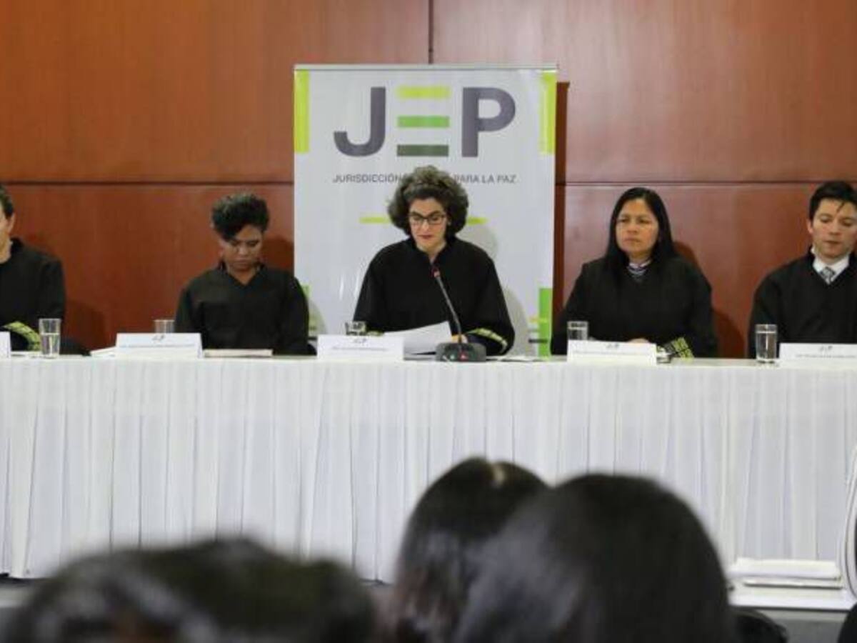 ‘El Paisa’ no se ha reportado a la JEP, Márquez y Romaña sí