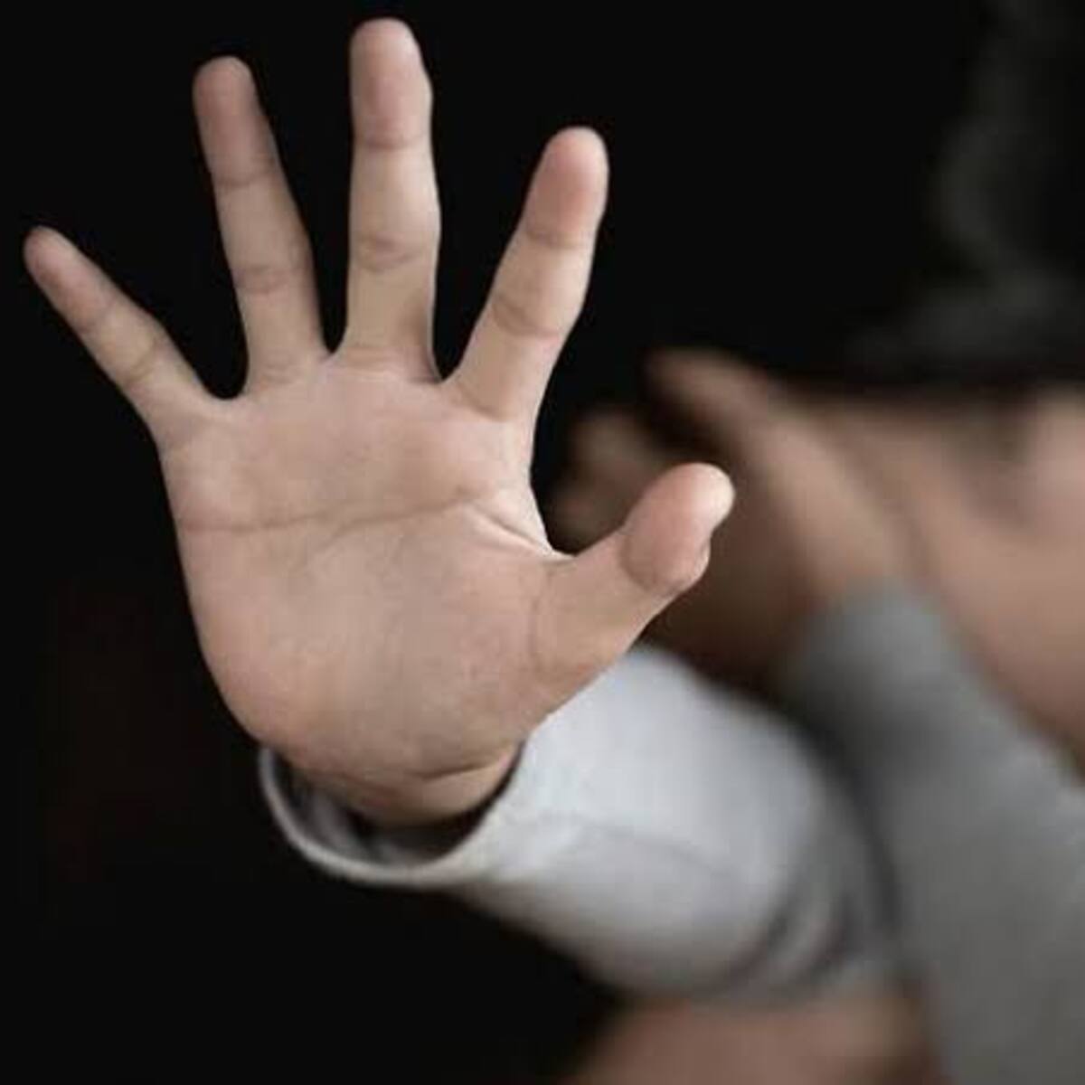 Hombre que habría abusado sexualmente de su hijastra fue enviado a prisión