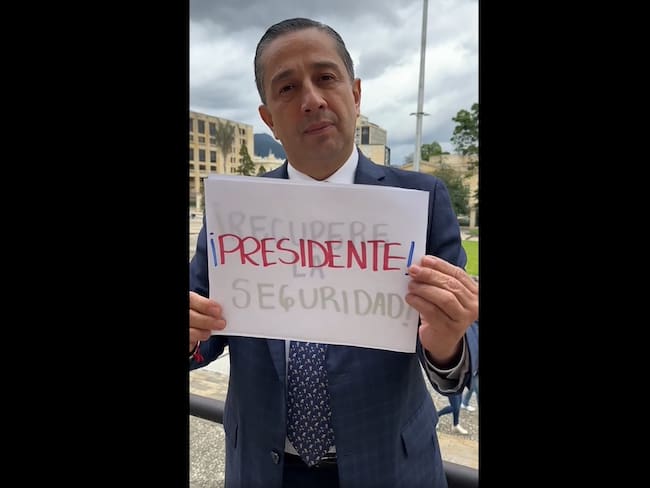 El congresista Julio César Triana le pide al presidente tomar acciones urgentes frente a los homicidios que se registran en el país.