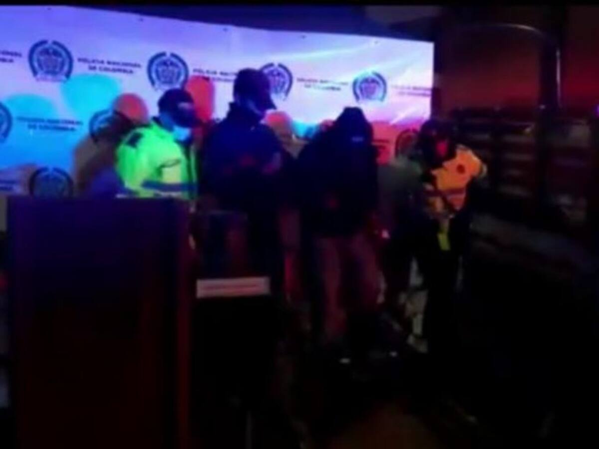 Fueron sorprendidos ladrones robando en el patio taller del Metro