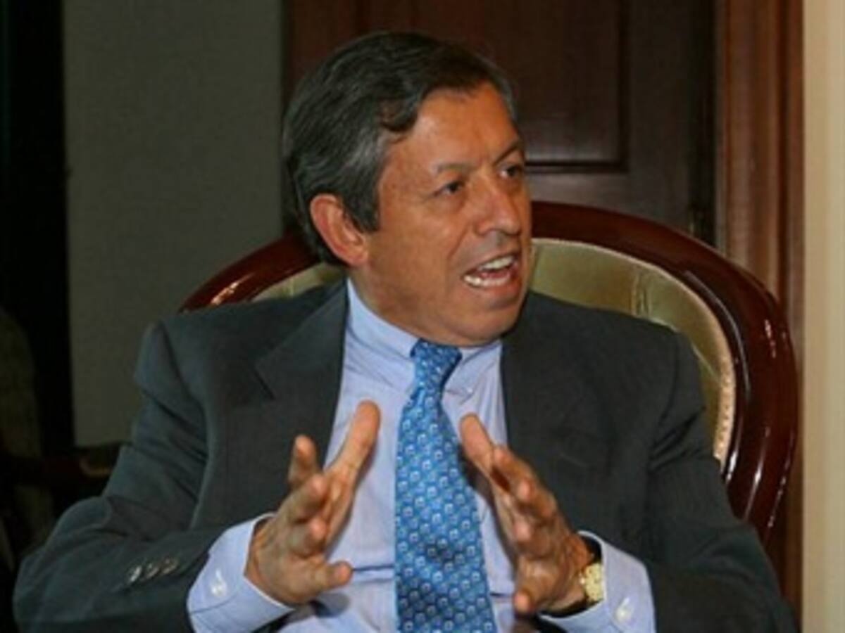 Lafaurie "autorenunció" porque se había "autoproclamado": Telésforo Pedraza