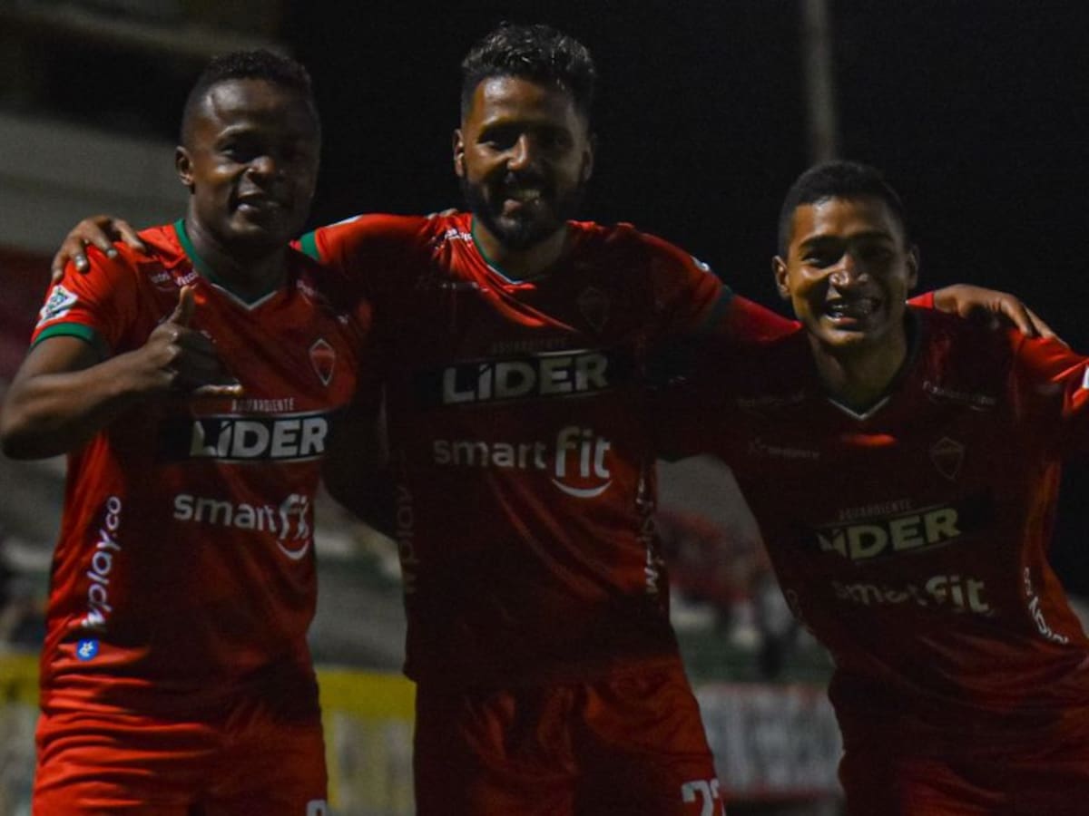 Un inspirado Patriotas golea a Cortuluá y está cerca de salir del descenso