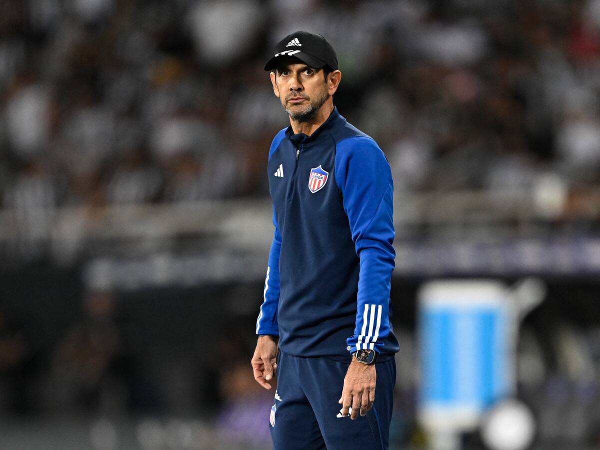 Arturo Reyes encendió la polémica por su salida de Junior: “Crearon una crisis donde no había”