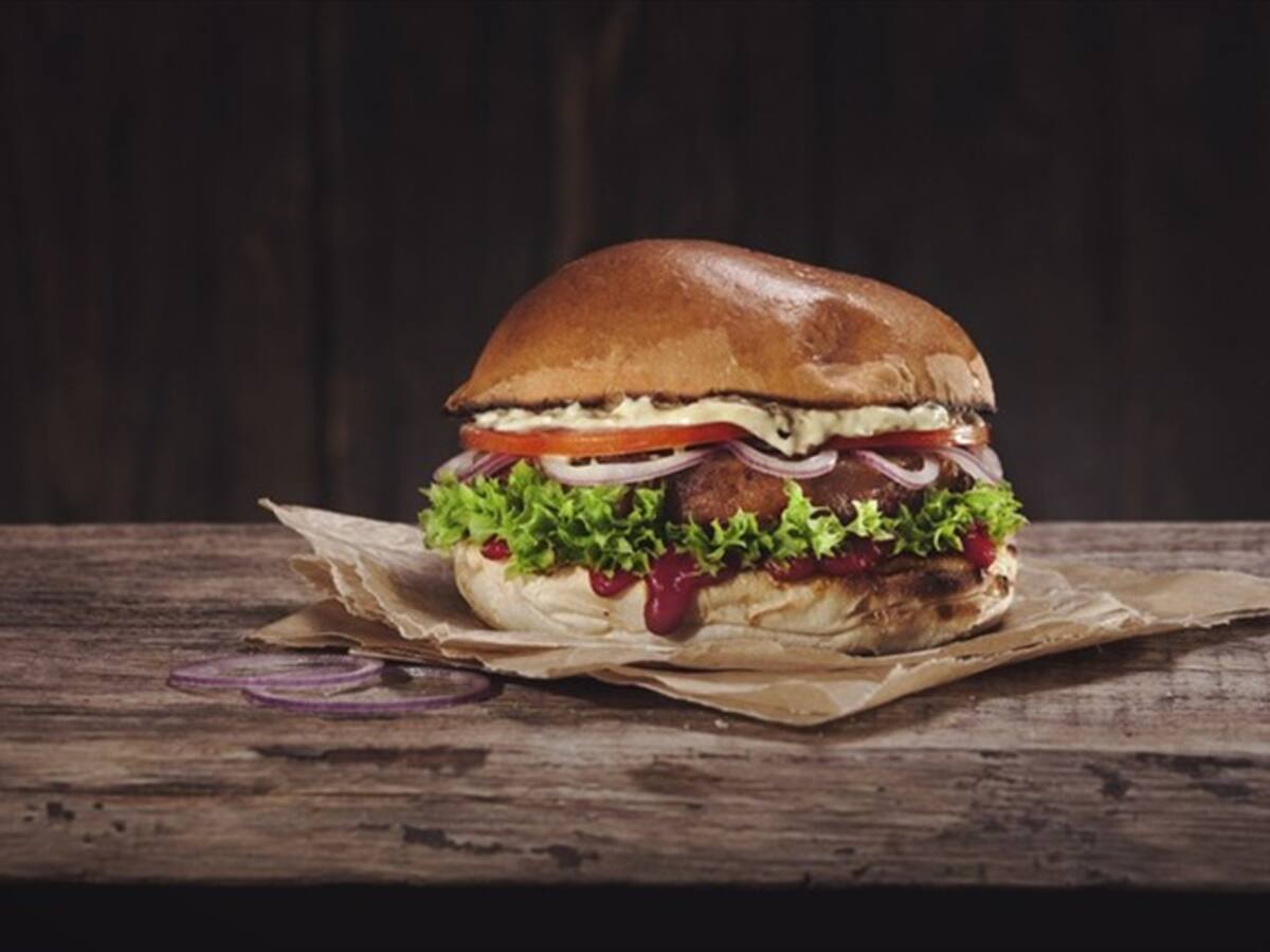 El chef colombiano Leo Osorio ganó el premio a la mejor hamburguesa de Miami