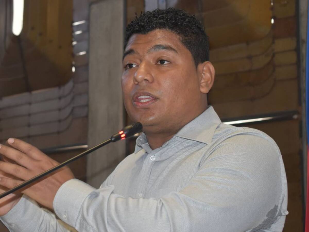 El gobernador debe apartarse de su cargo: Diputado Luis Peláez