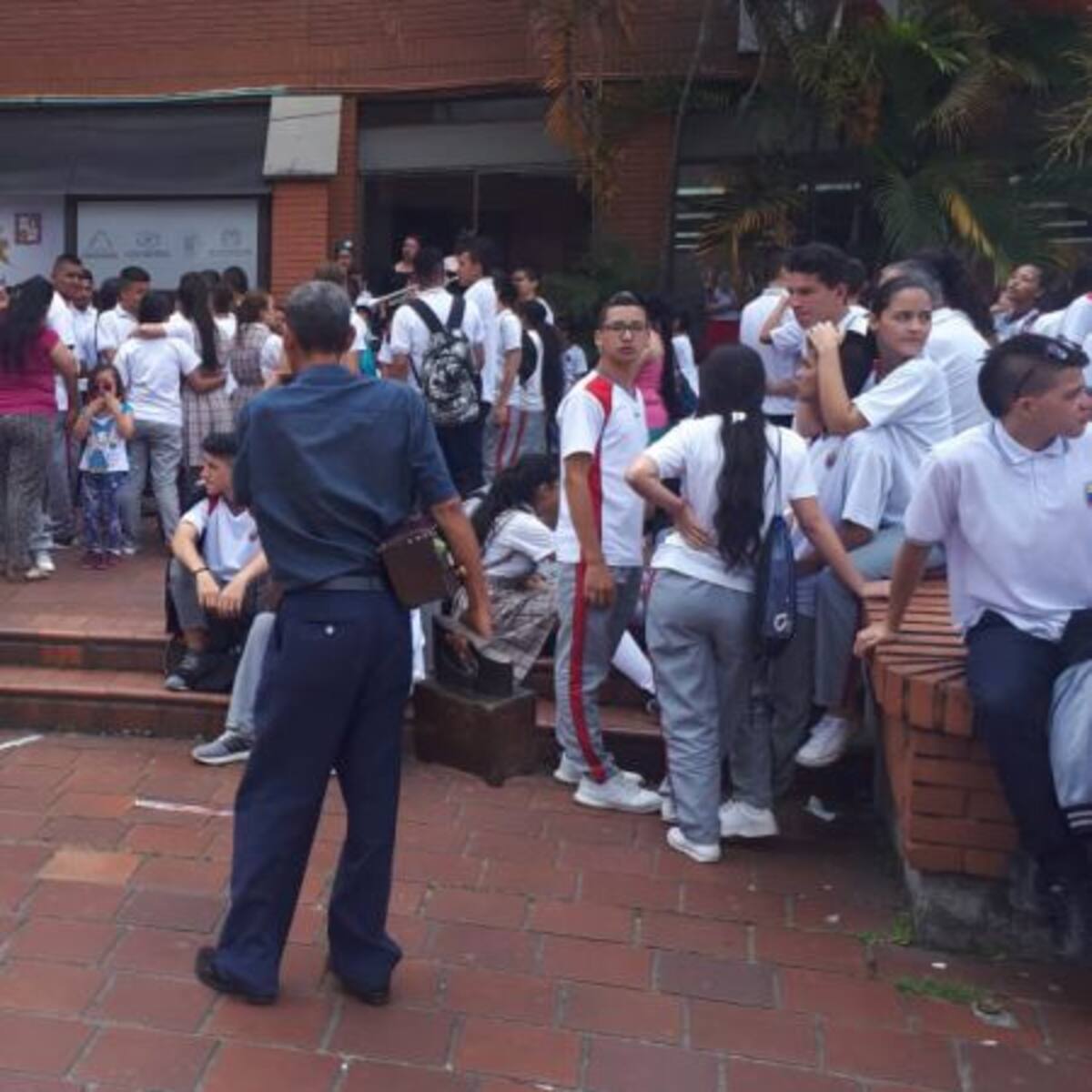 En desobediencia civil se declaró el colegio Guadalupe de Dosquebradas
