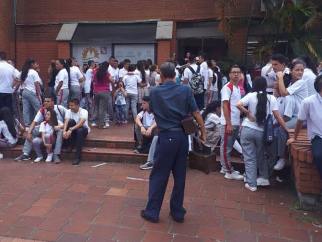 En desobediencia civil se declaró el colegio Guadalupe de Dosquebradas