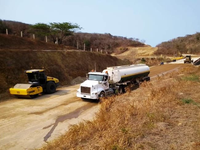 Obras en la vía Cartagena - Barranquilla
