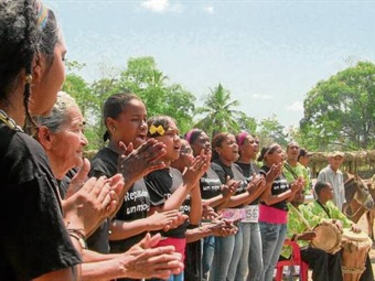 Juez de tierras ordena devolución de 65 hectáreas de tierra a 14 familias