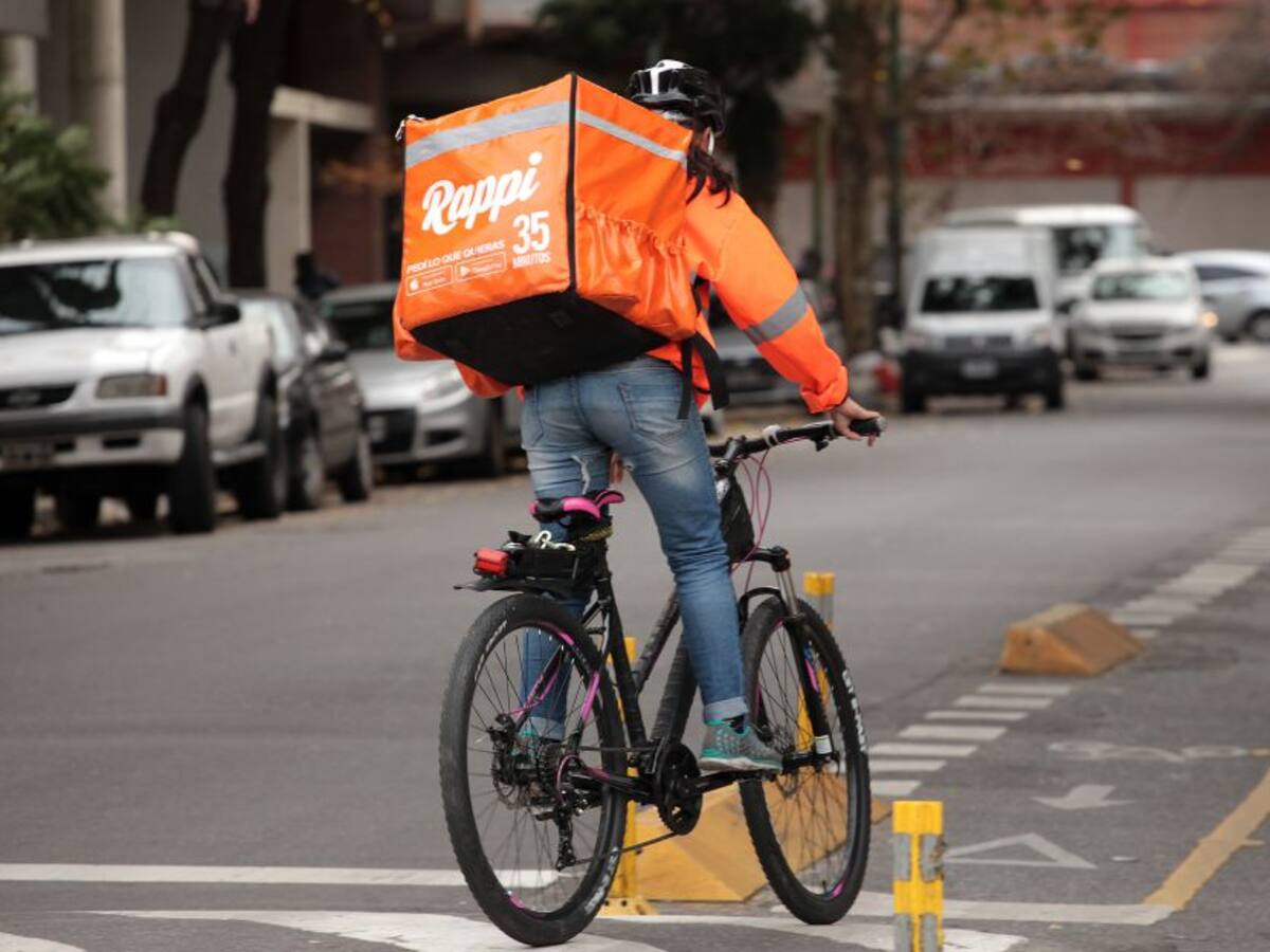 Plataformas de domicilios deben tener condiciones dignas para sus empleados